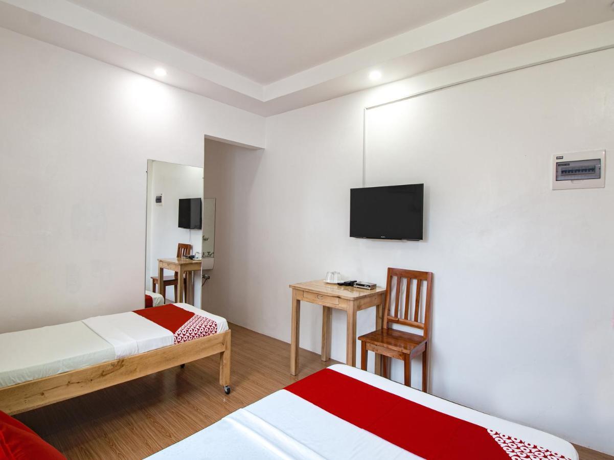 Oyo 777 Rn Guesthouse Moalboal Εξωτερικό φωτογραφία