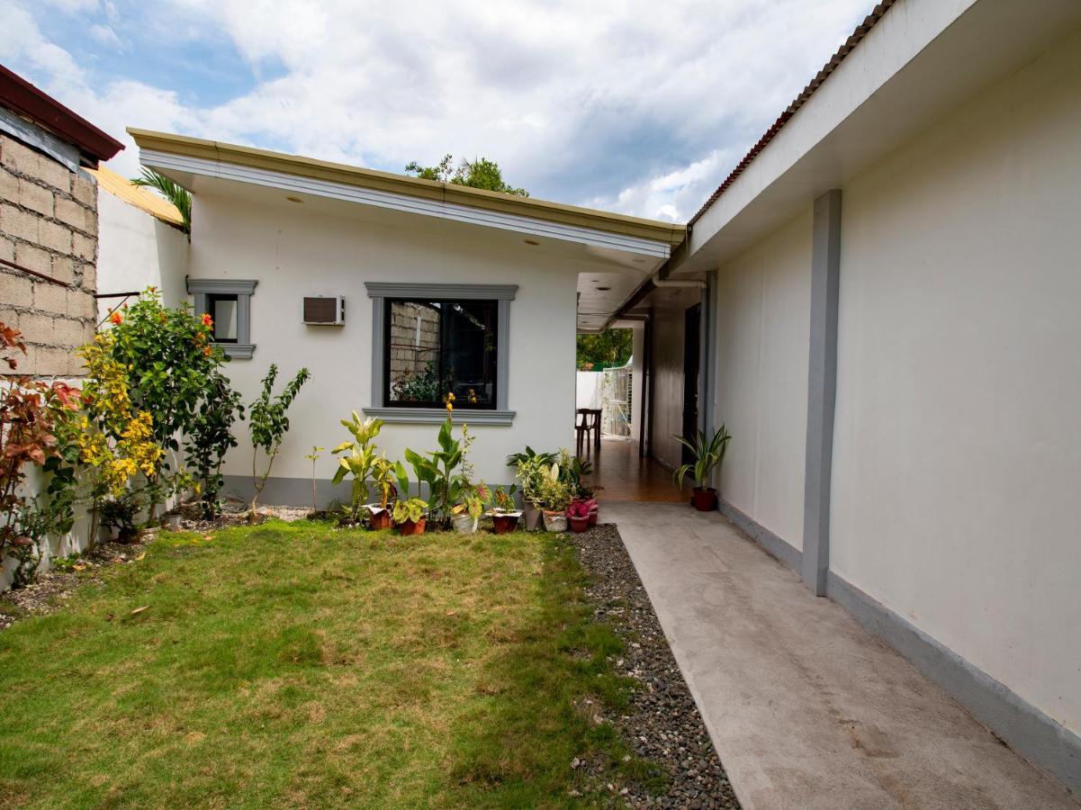 Oyo 777 Rn Guesthouse Moalboal Εξωτερικό φωτογραφία