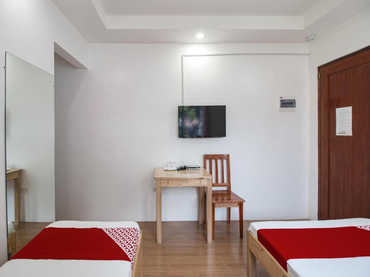 Oyo 777 Rn Guesthouse Moalboal Εξωτερικό φωτογραφία