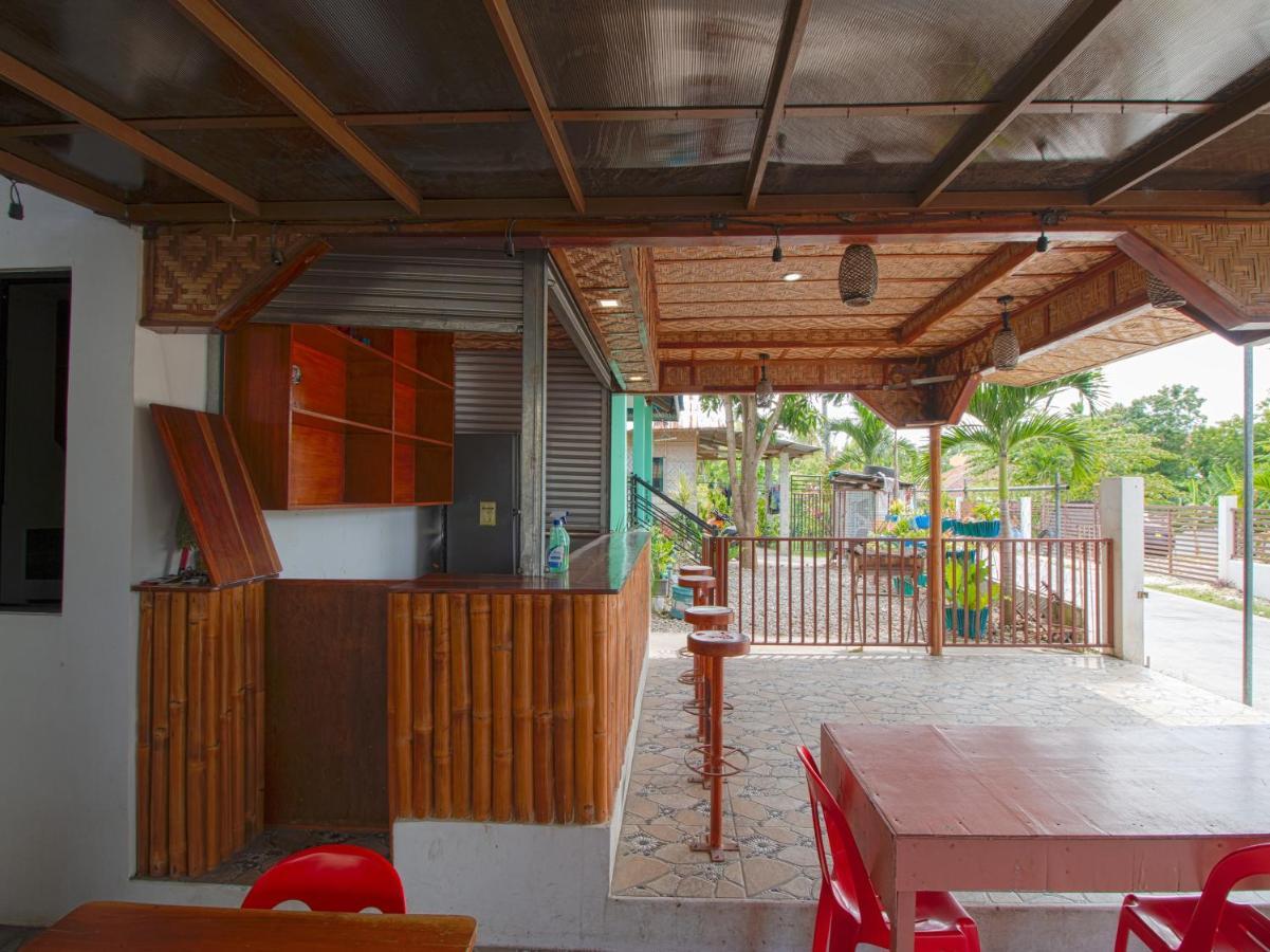 Oyo 777 Rn Guesthouse Moalboal Εξωτερικό φωτογραφία